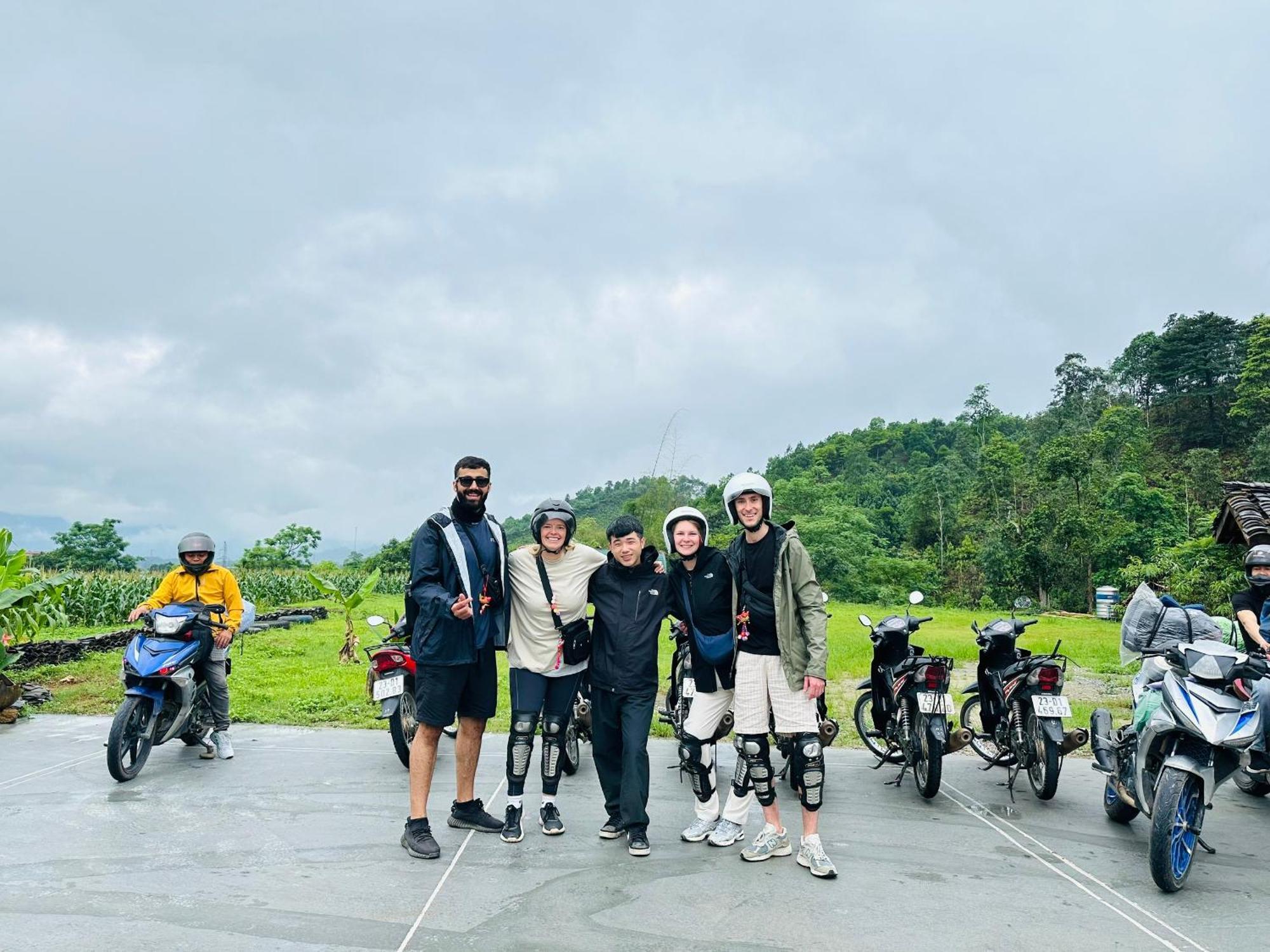 Ban Bang Ecolodge Tours & Motorbike Rental Хазянг Экстерьер фото